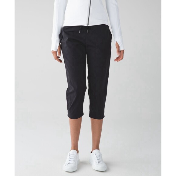 Lululemon Dance Studio Crop Pants Women 8 Black Stretch Drawstring 20" Workout - Picture 2 of 9